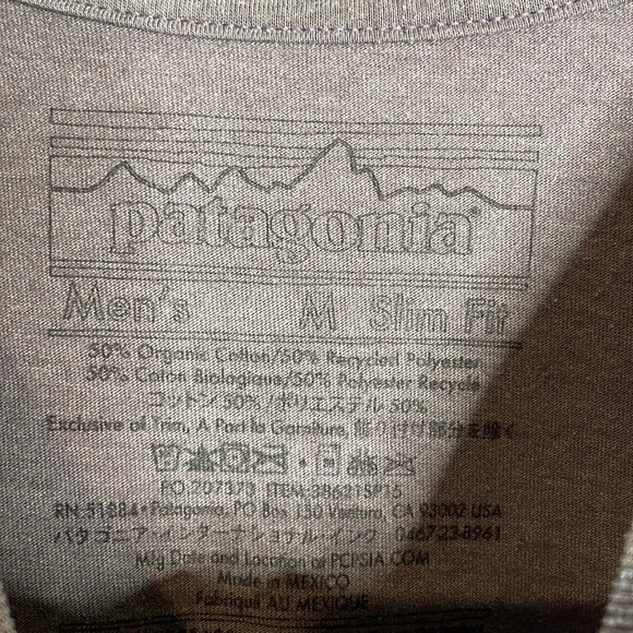 Patagonia | Men’s Slim Fit Logo T-Shirt Size Medium - Picture 3 of 4